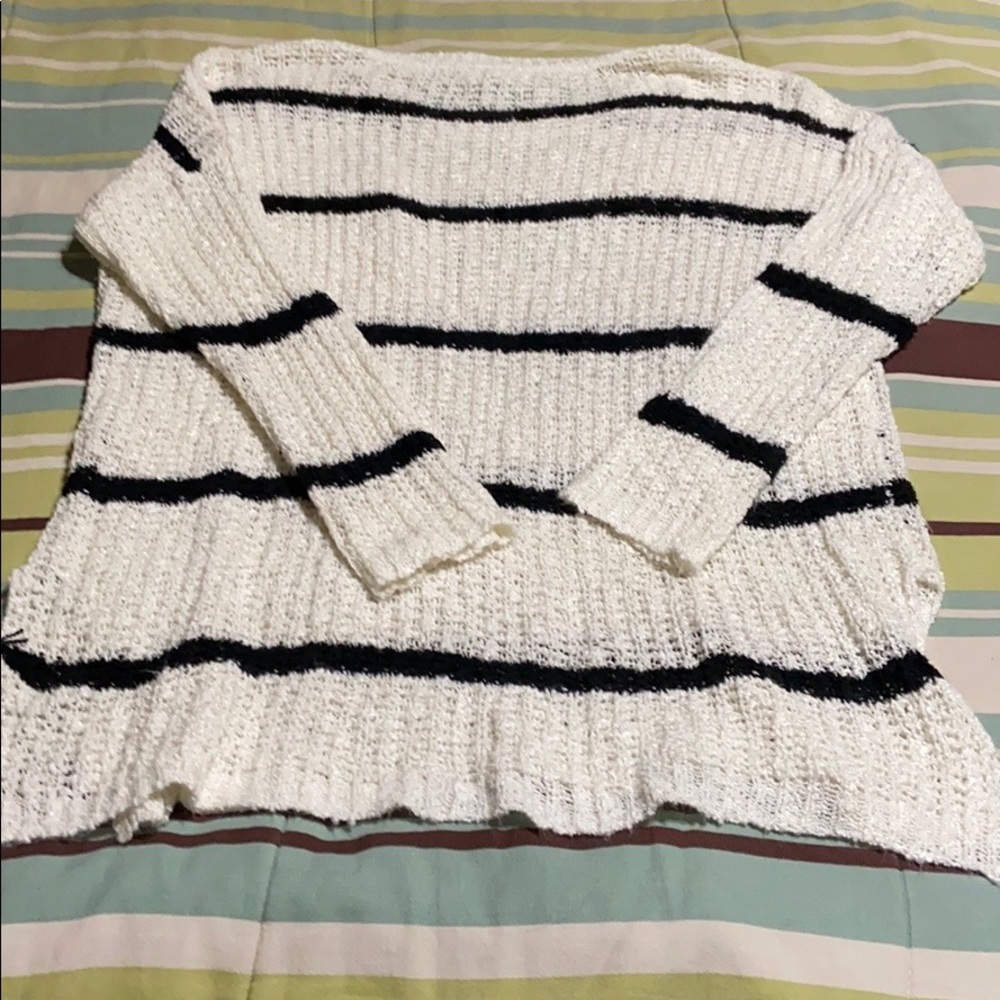 Oversized Pullover Sweater. Euc! - image 6